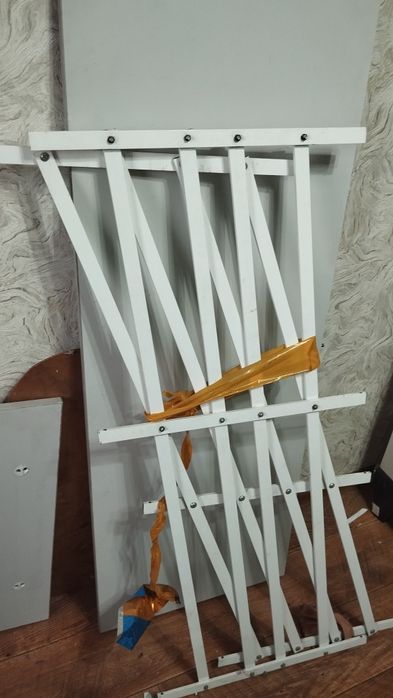 Защита для окна 2000