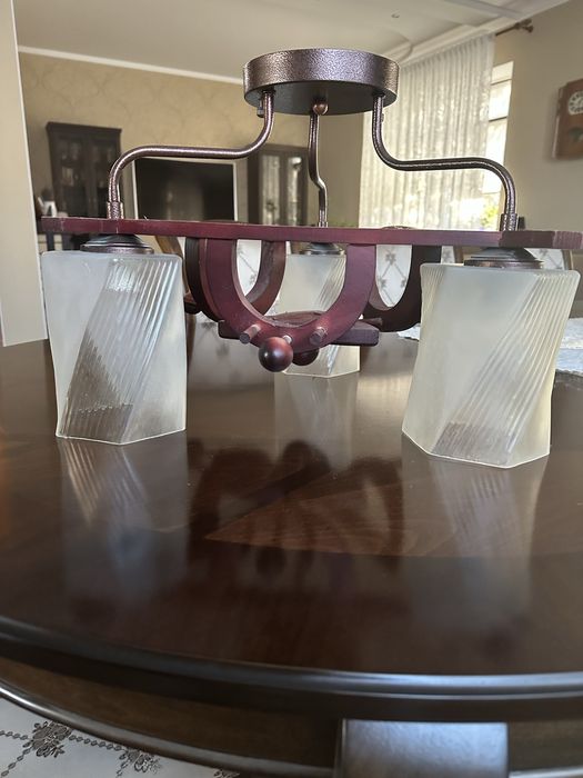 Светильник продам