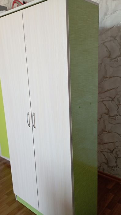 Шкаф в хорошем состоянии