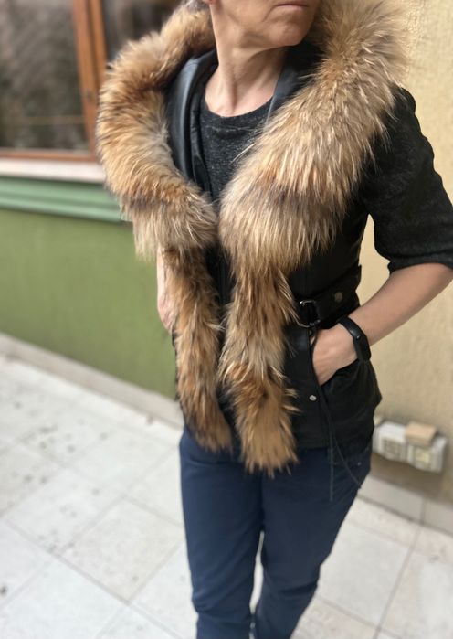 Vand vesta piele cu blana