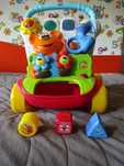 Продавам детска играчка проходилка Chicco.