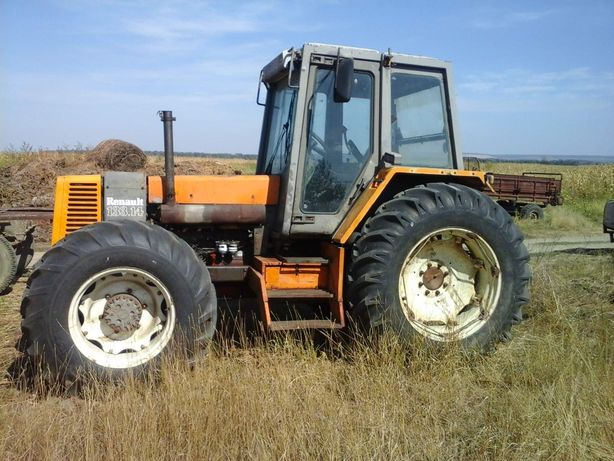 Tractor Renault 4×4, 125 cp