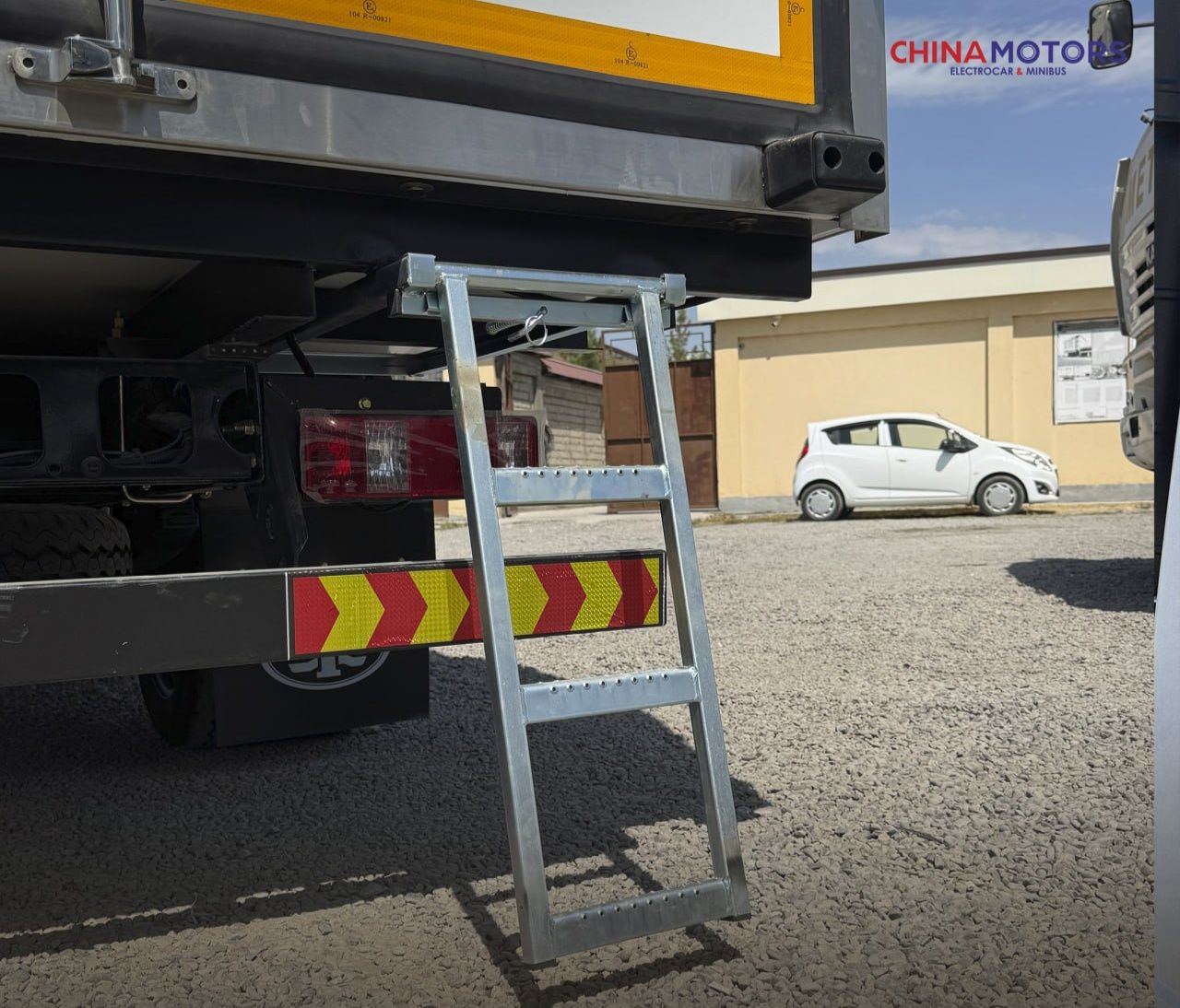 FAW бренд VUM Chinamotors компании