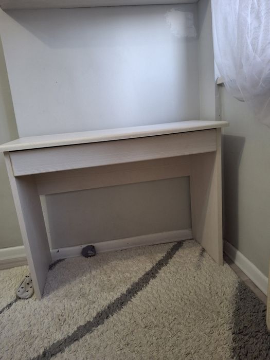 Продаётся полку и письменный стол