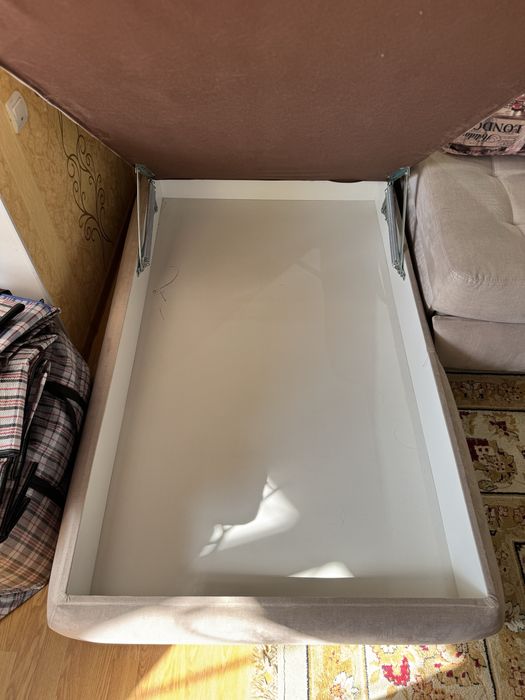 Диван сатылады , продам диван