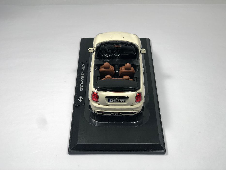 Macheta originala Mini Cooper F57 scara 1:18 Paragon