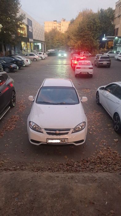 Chevrolet Jentra