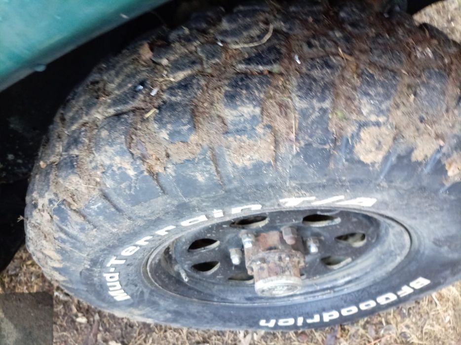 Vând pajero motor 2 5