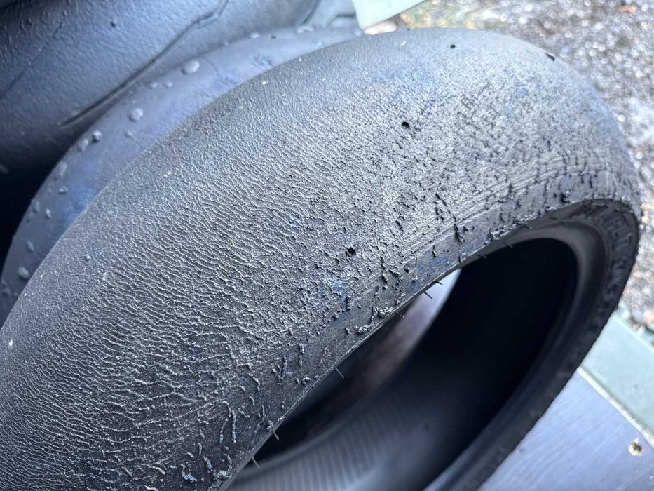 Комплект мото сликове PIRELLI Diablo Superbike SC1