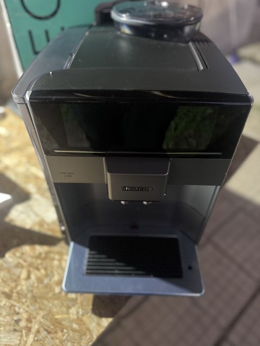 Две кафемашини siemens и delonghi