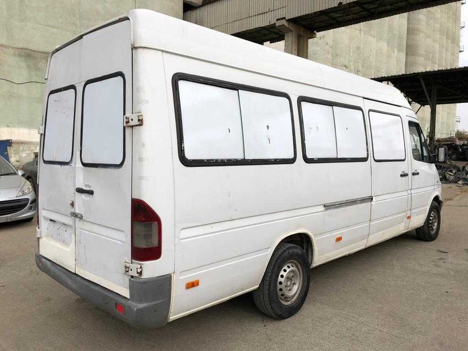 DEZMEMBREZ Mercedes SPRINTER 310 312 2.9 TD punte simpla 1999