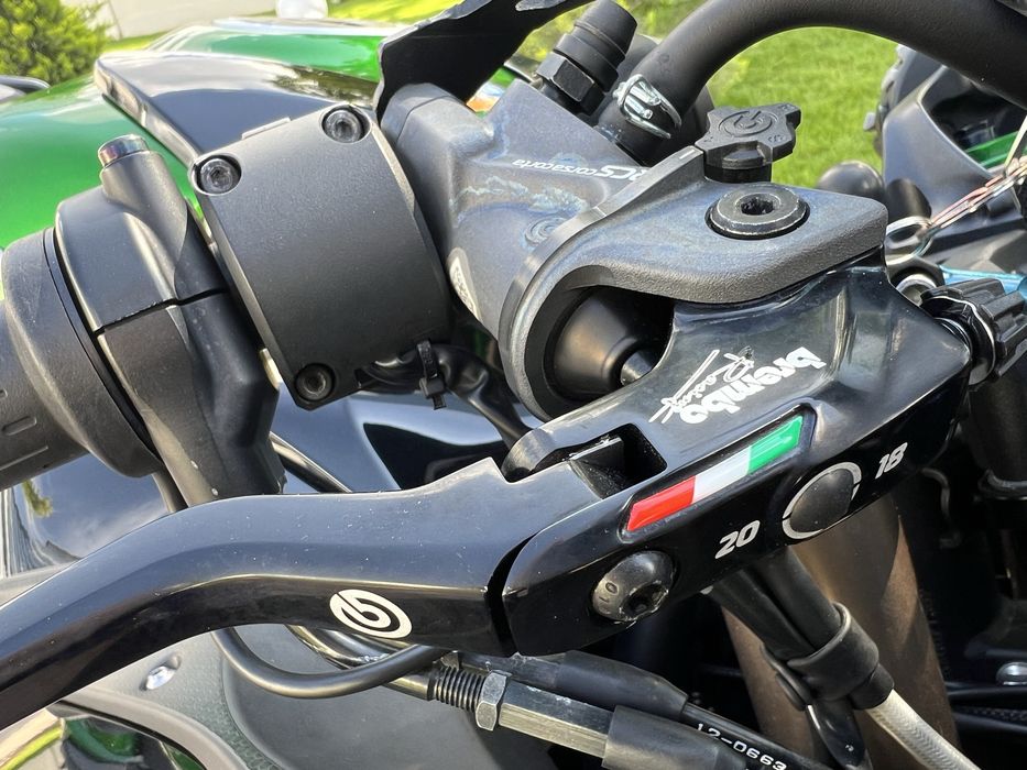 Kawasaki Ninja H2 SX 200CAI/ 2019/Accesorii de top H2R Brembo (Eur5k)