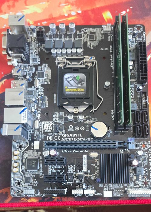 Placa de baza Gigabyte GA-H110M-S2HP, 1151 + 2x8GB DDR3+Intel i7 6700K