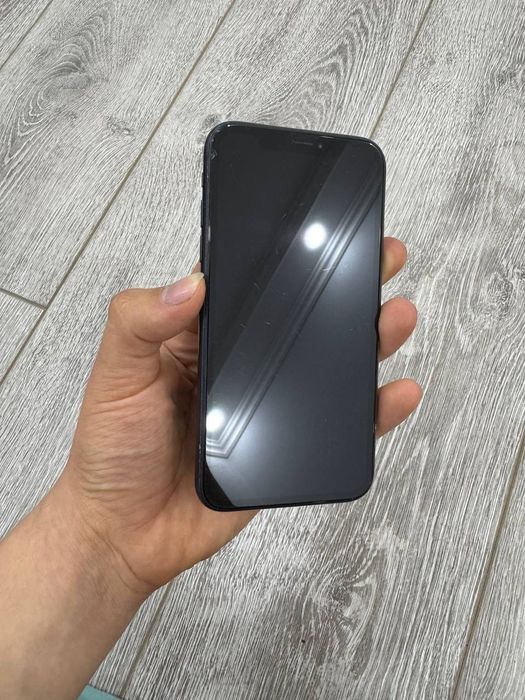 iphone 11 XR o'qib ma'qul kesa tel qilila