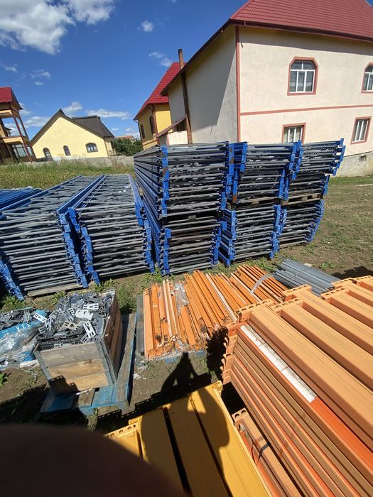 Rafturi metalice