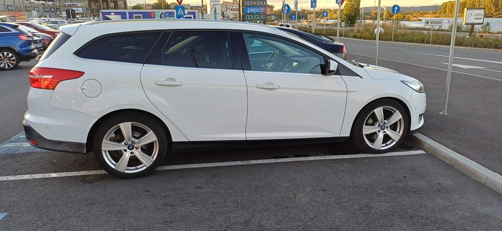 Ford Focus Titanium automat