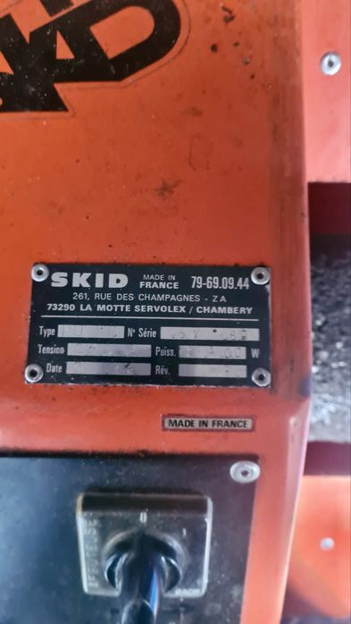 Masina reparat schiuri