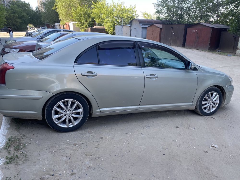 Продам Toyota Avensis 2, T250