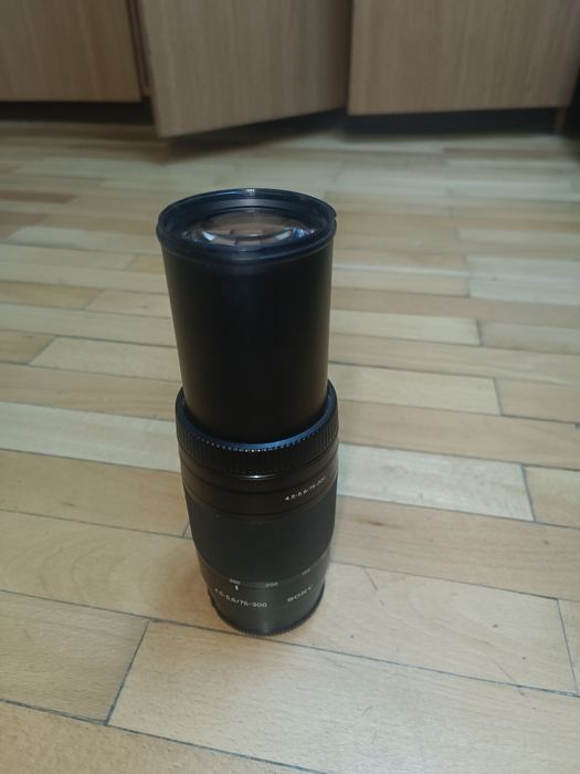 Obiectiv   Sony 75-300/f4.5-5.6