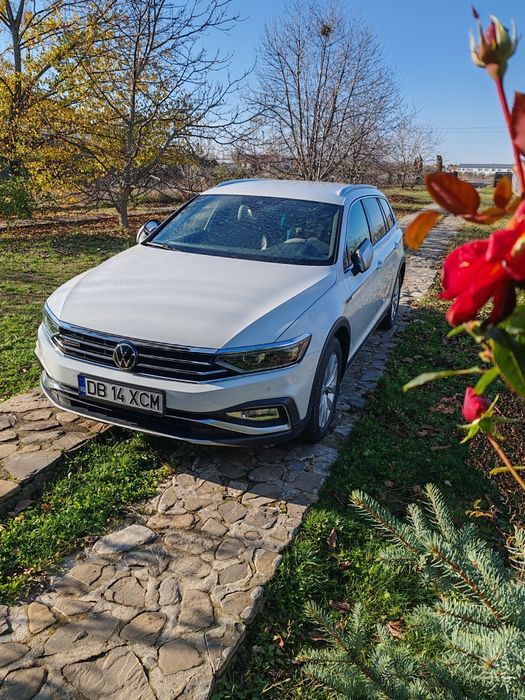 AllTrack, IQ-Led, geamuri duble, DSG, piele nappa, 2 seturi jante