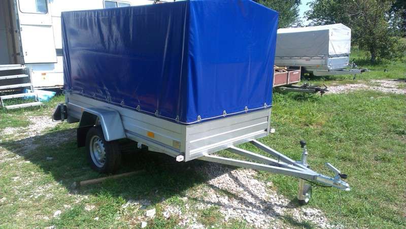 Inchiriez remorci remorcute 750 kg Slep platforma auto noua