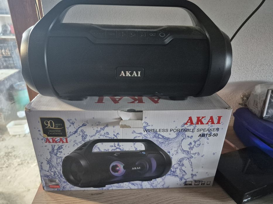 Boxe de vânzare pentru mai multe detalii sunați la nr de tel afișat