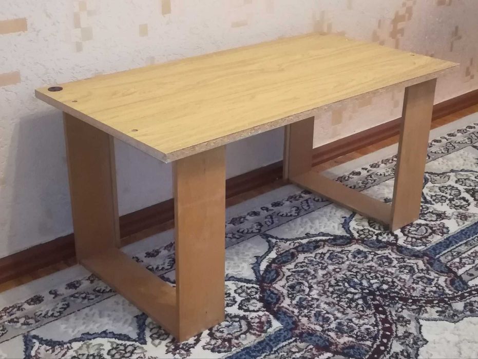 продается  столик