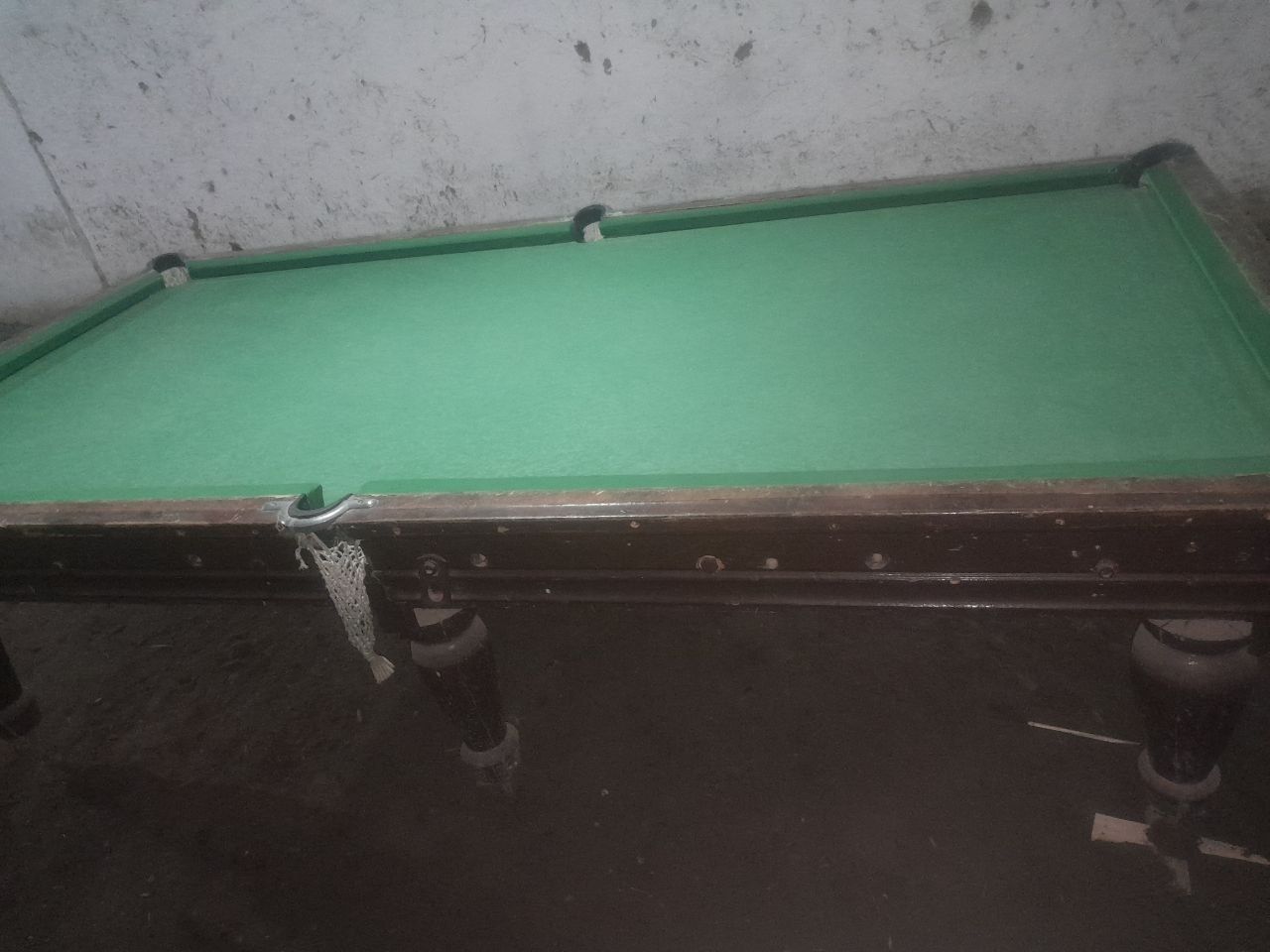 Billiard stoli sotiladi