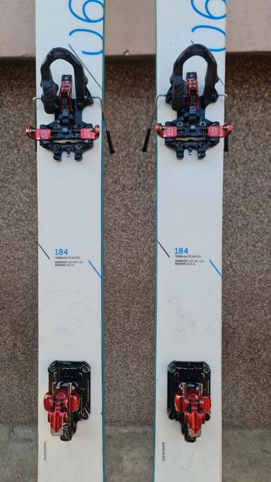 Schiuri/Ski de TURĂ KASTLE TX90 de 184 cm