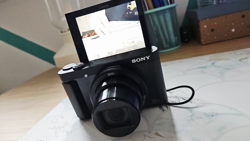 Camera Foto Compacta SONY HX90 (REZERVAT)