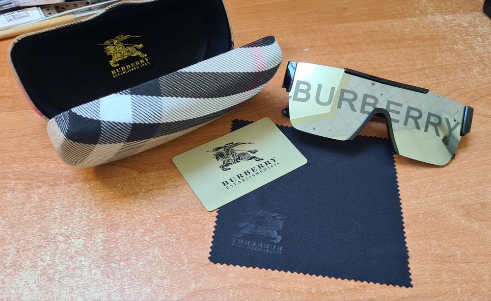 Burberry очки .      .