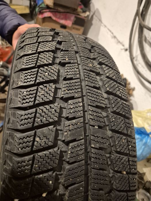 Продам шины в хорошем состояние