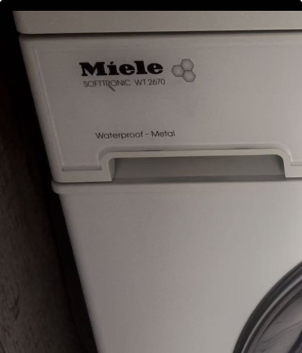 Пералня със сушилня Miele WT 2670