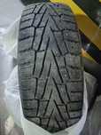 Зимние шины Roadstone 235/60/18