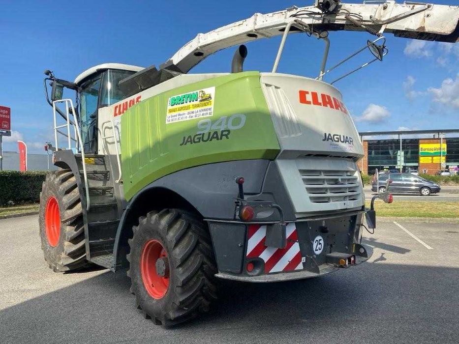 De vanzare combina siloz Claas Jaguar 940 4x4 fara echipament