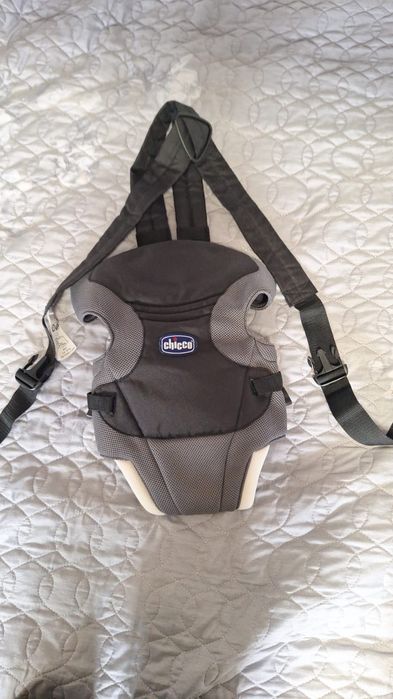 Marsupiu Chicco Negru Bej