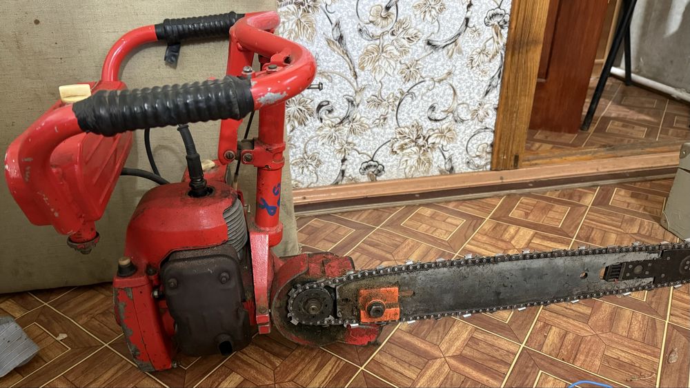 Продам пилу Урал-2 Электрон 1998г в хорошем состоянии