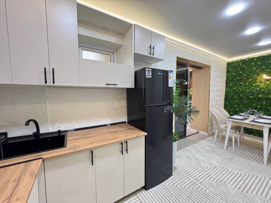 Метро НОВЗА 3*4/2/4 Авторскый ремонт. 72кв.м