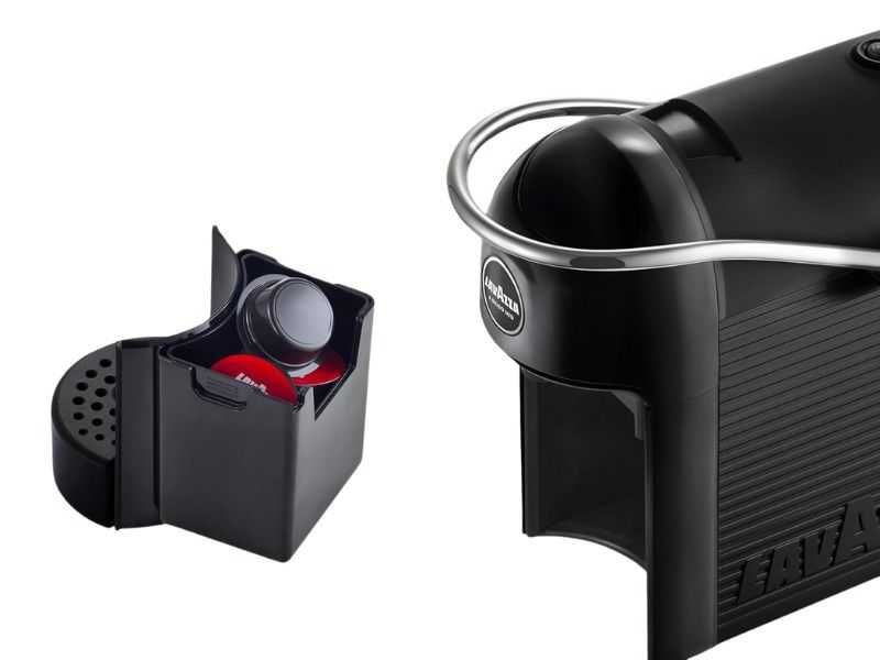 Кафе Машина с Капсули Lavazza A Modo Mio Jolie Evo –Компактна и Стилна