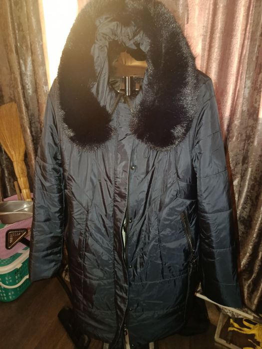 Продаю куртку новая