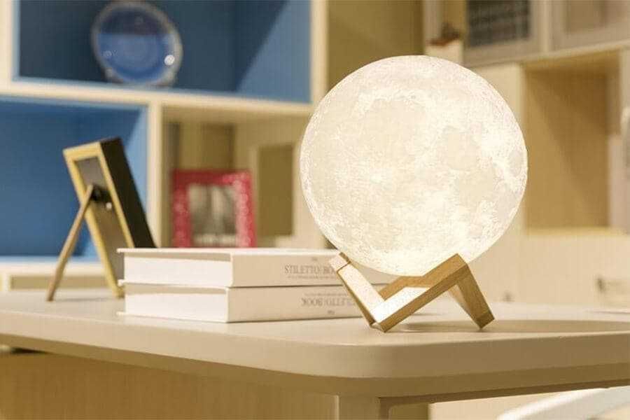 #3DMOON lamp  podarka uchun