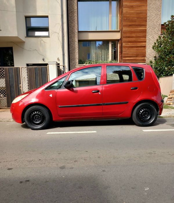 Mitsubishi colt  2008