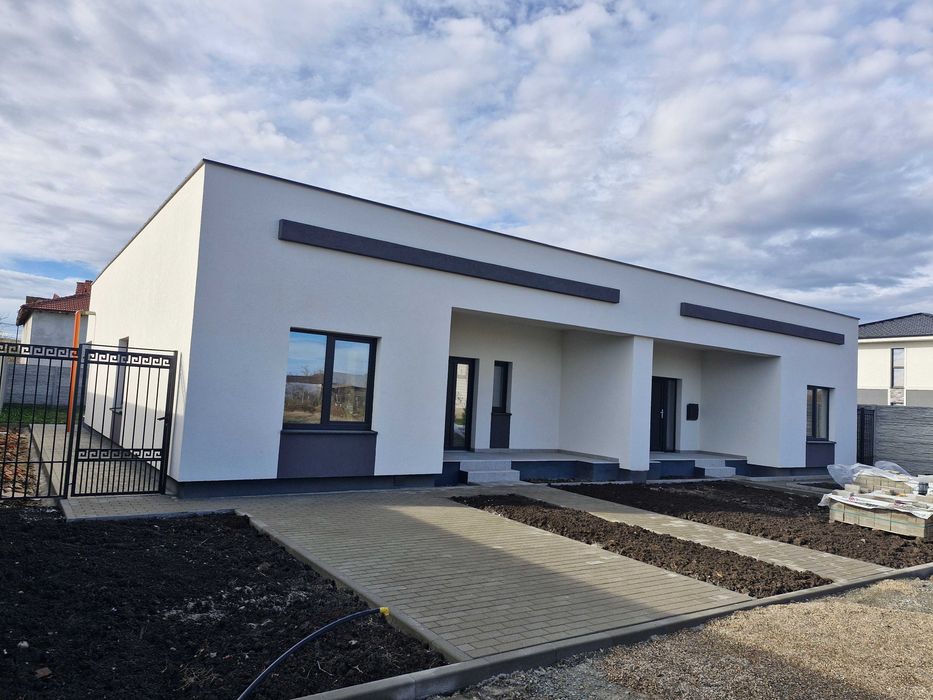 Vând 1/2 duplex – direct de la proprietar, fără comision