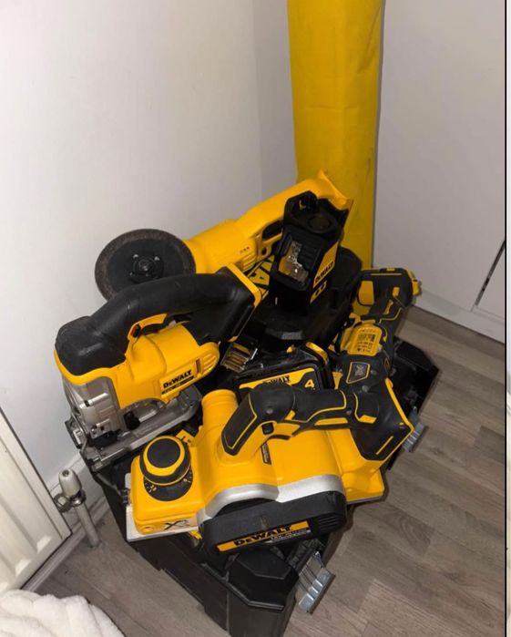 DeWalt Конплект Чисто Нови