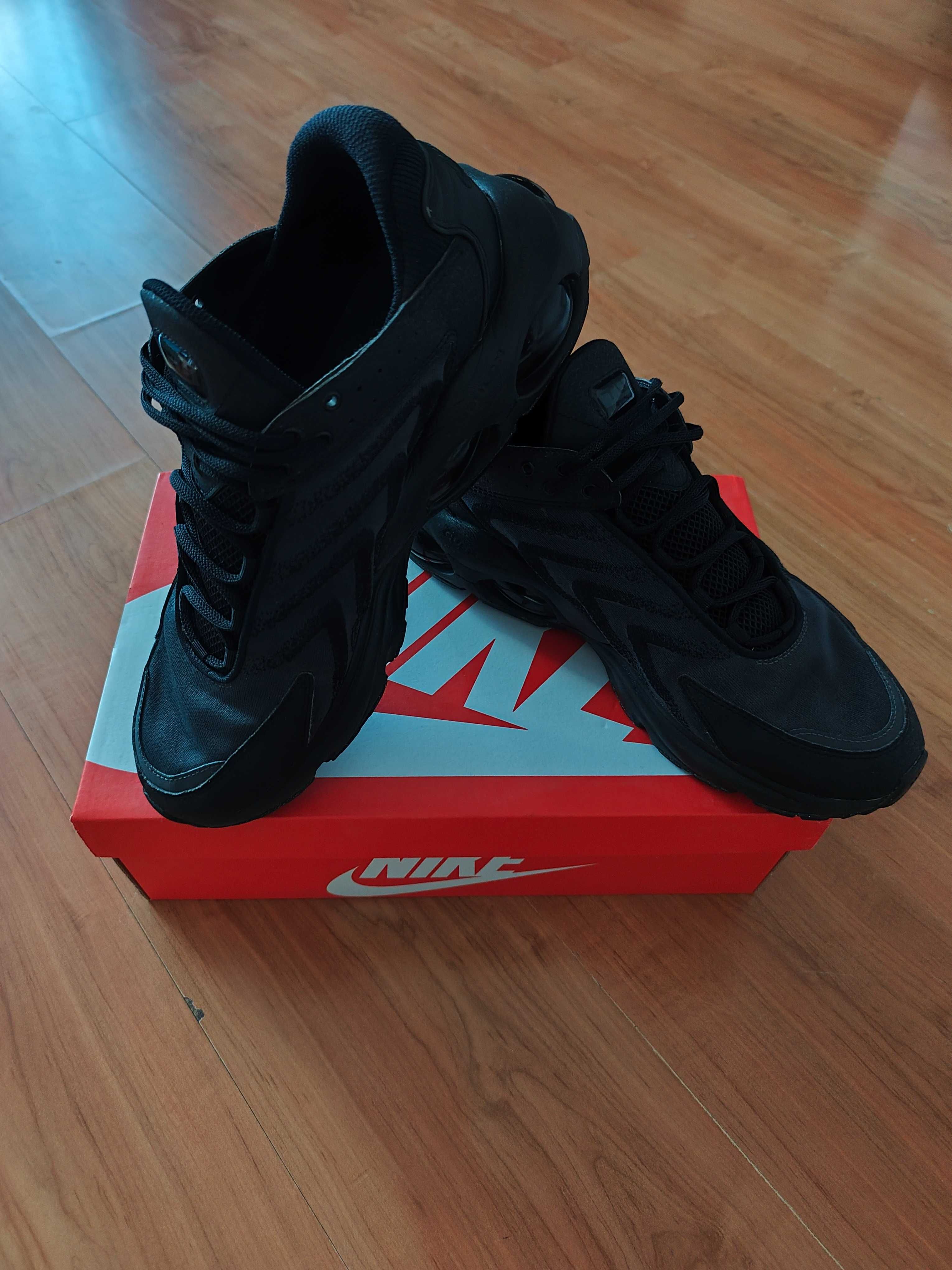 Мъжки маратонки Nike Air Max TW