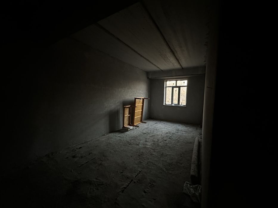 Medgaradokda Bankovskiy dom srochna sotiladi