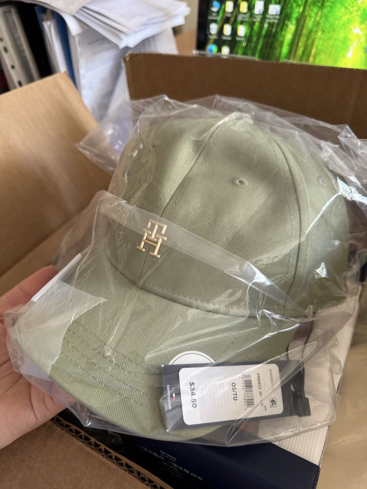 Кепки Tommy Hilfiger