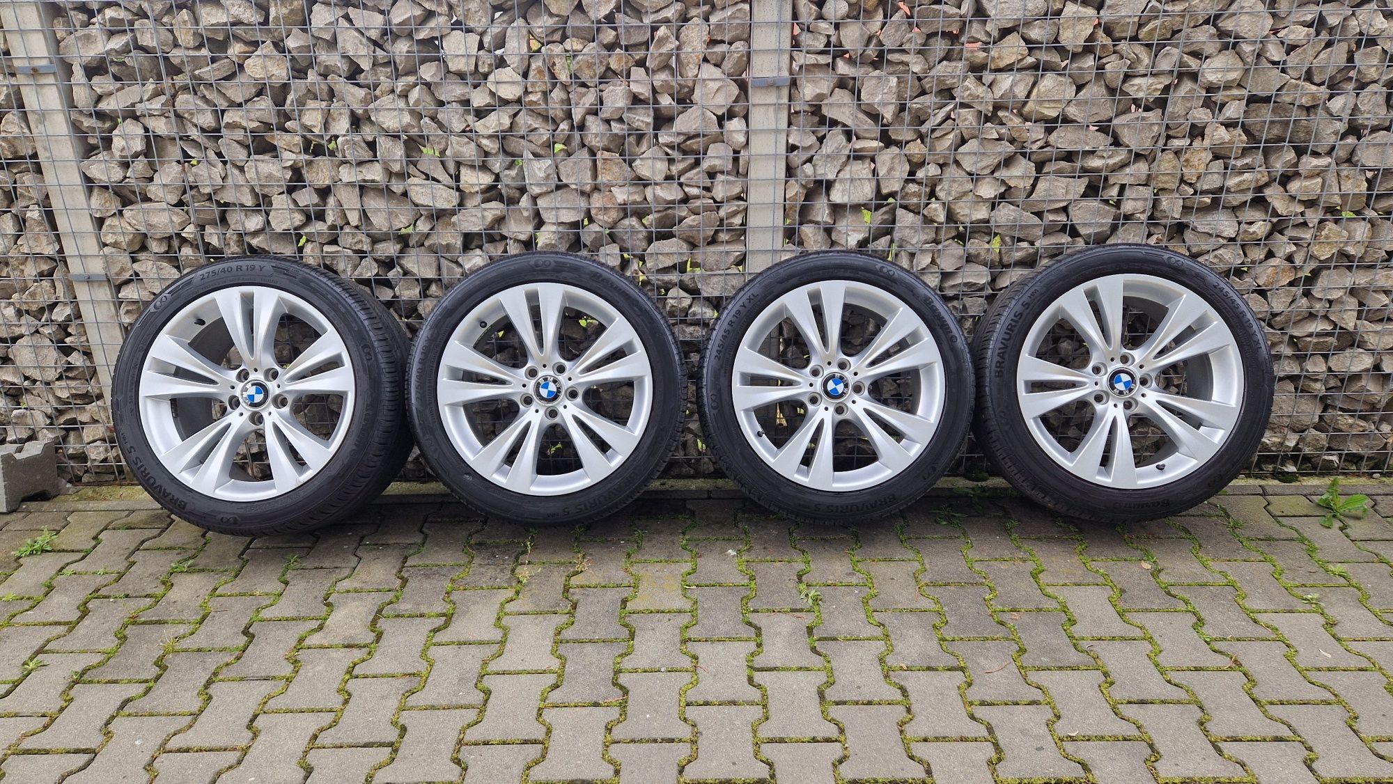 Jante originale BMW pe 19 în doua lățimi