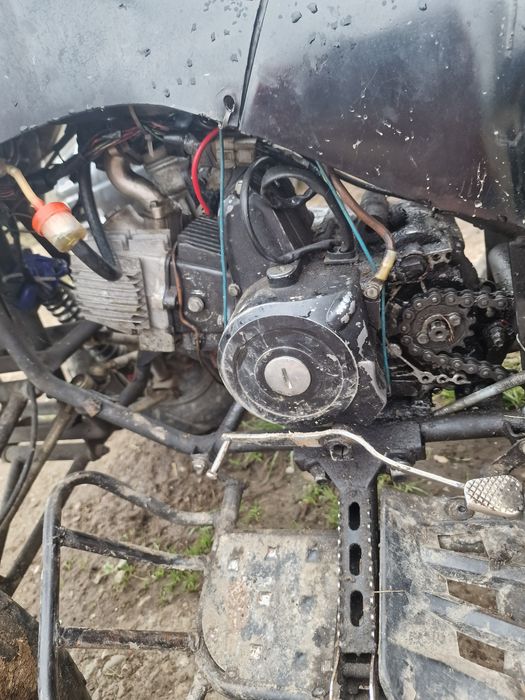 Vând Piaggio ceao un atv de copii si un scuter ne funcționale