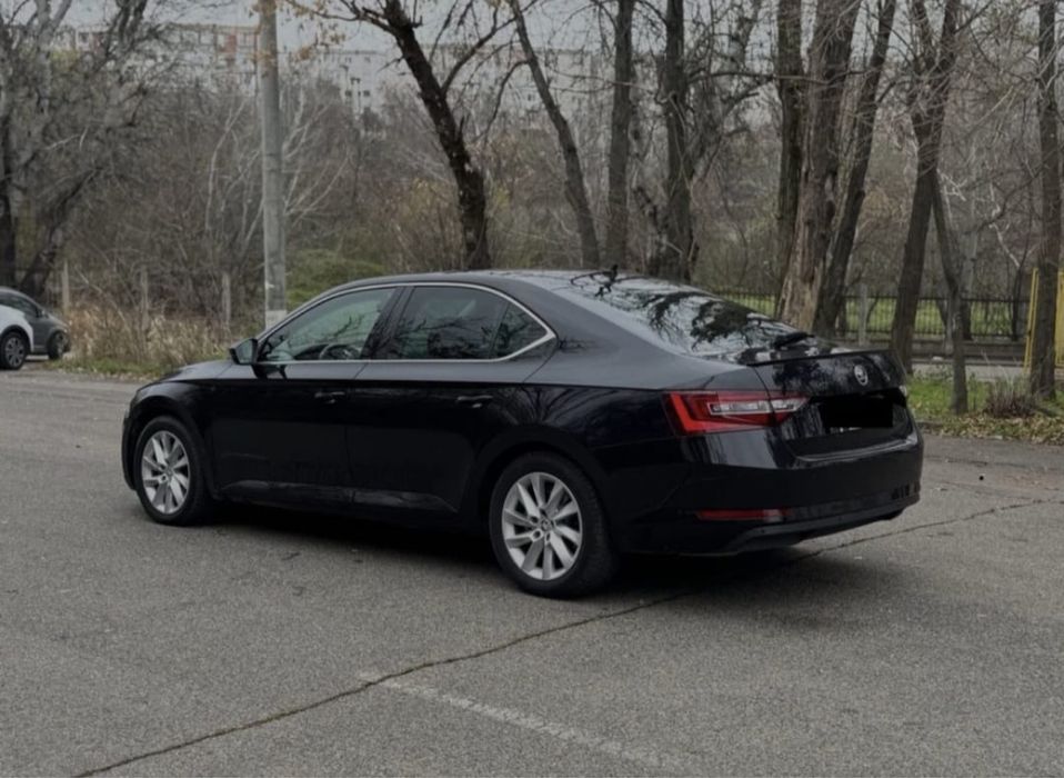 Skoda Superb 1.6 TDI DSG